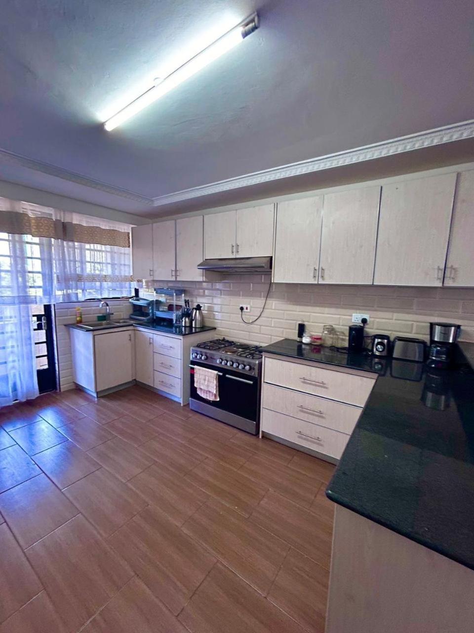 Casa Misa Riverside 奈洛比 外观 照片